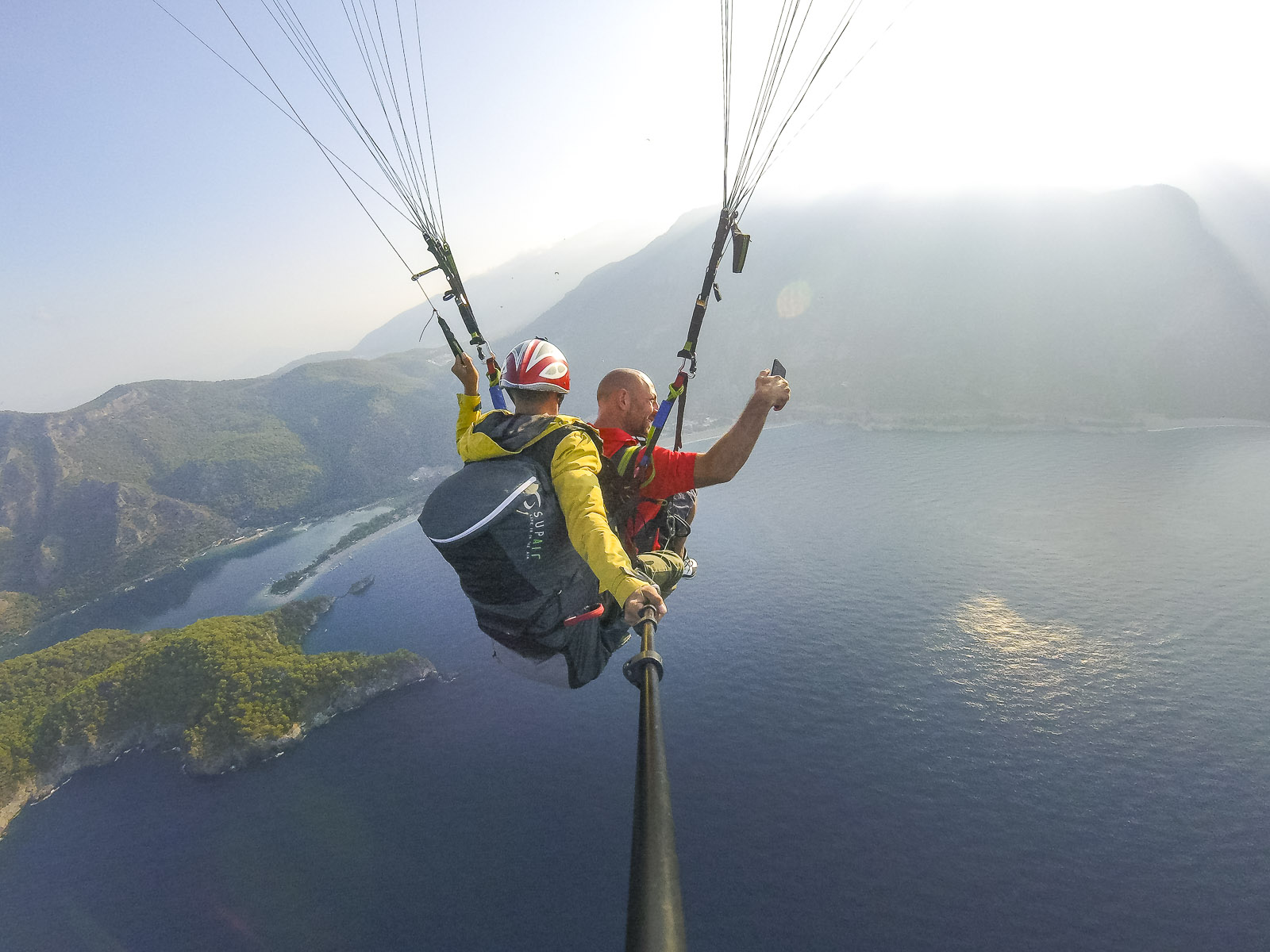Paragliden van de Babadag-berg